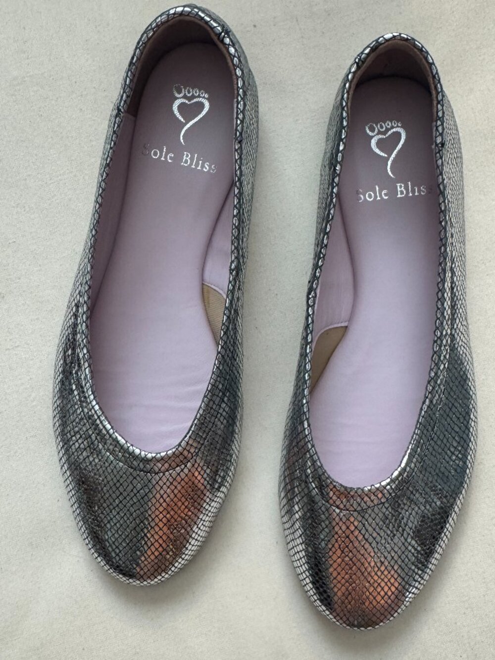 NWOT Sole Bliss Luna: Silver Snake Print Leather Size 38 (US 7.5)
